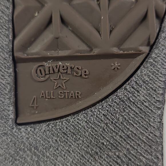 Converse Chuck Taylor Infant SZ 4 Pink White Low Top All Star Shoes Sneakers - Picture 7 of 8